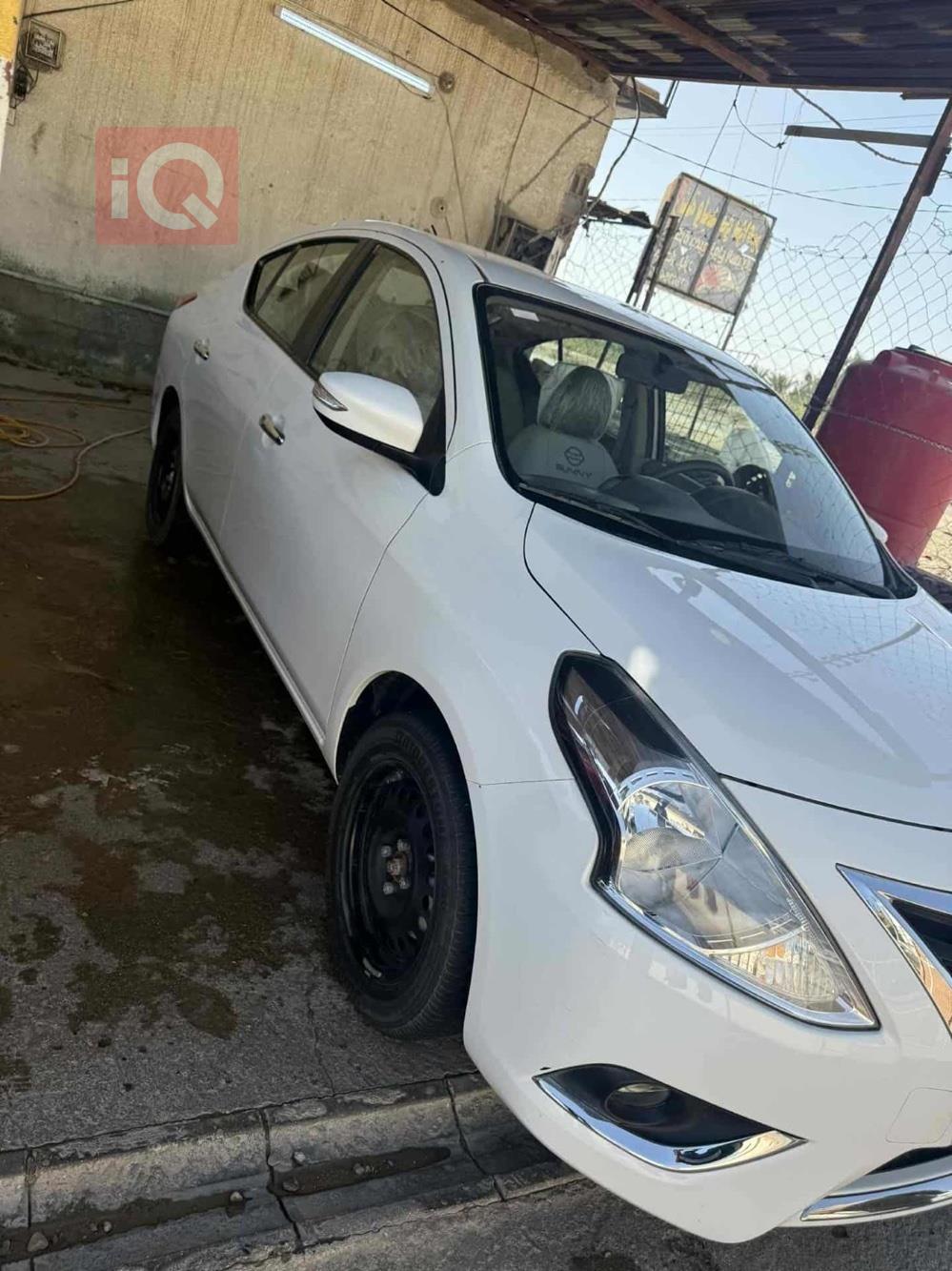 Nissan Sunny
